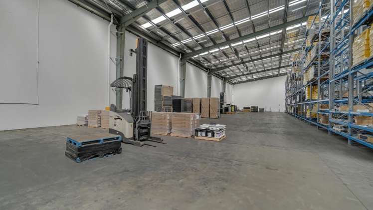 15 Connaught Drive Islington_11