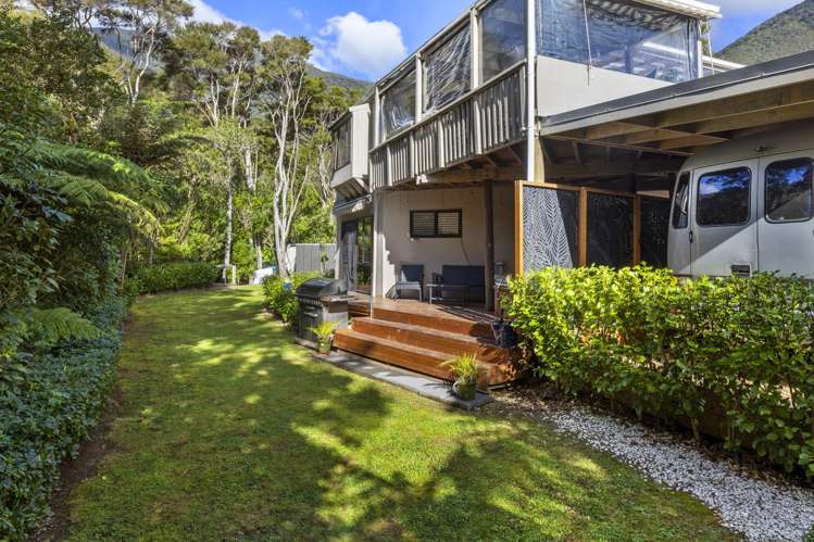 2343 Croisilles-French Pass Road Okiwi Bay_15