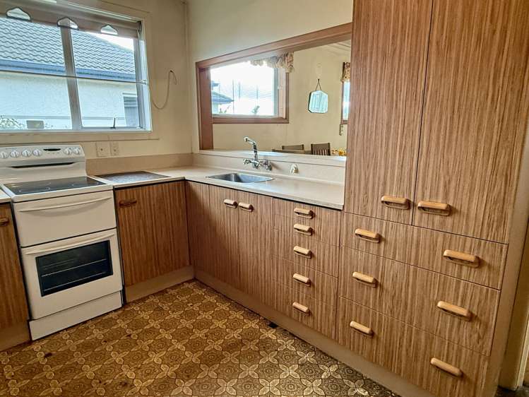 551 Tweed Street Newfield_17