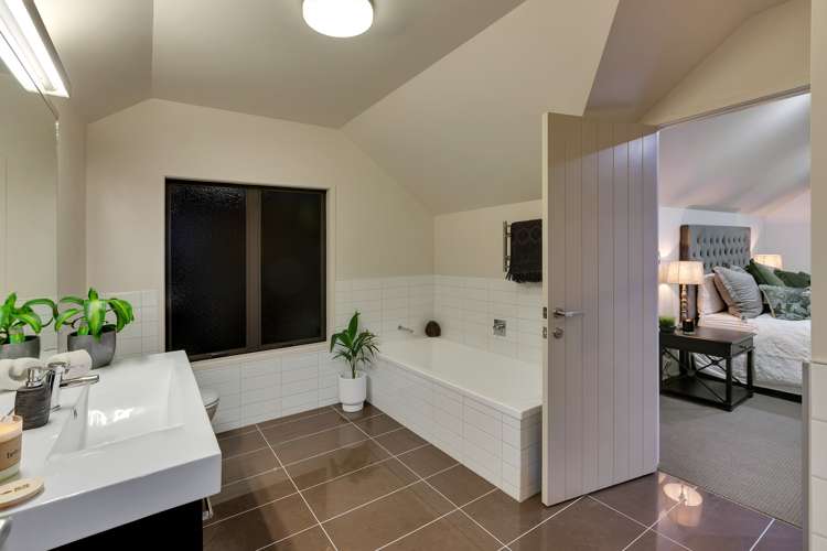 98B Western Hills Drive Kensington_38