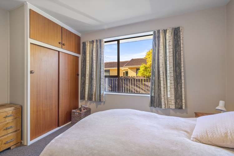 32B Laing Crescent Heathcote Christchurch City Houses for Sale