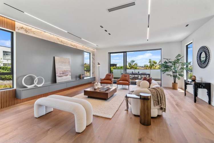 138B Paritai Drive_2