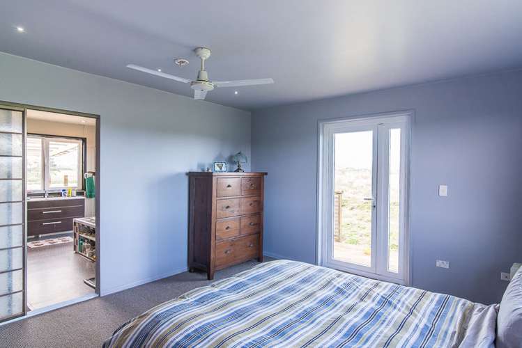 37 Sandown Road Te Horo Beach_12