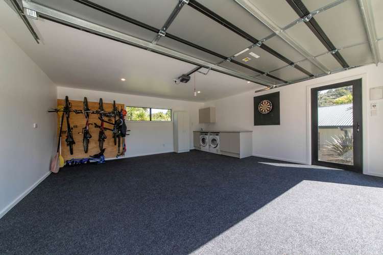8 Landing Road Titirangi_5