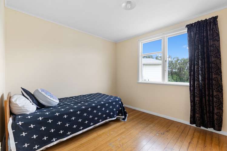 3 Renfrew Place Highbury_11