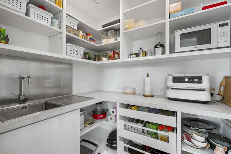 50 Churton Drive Churton Park_8