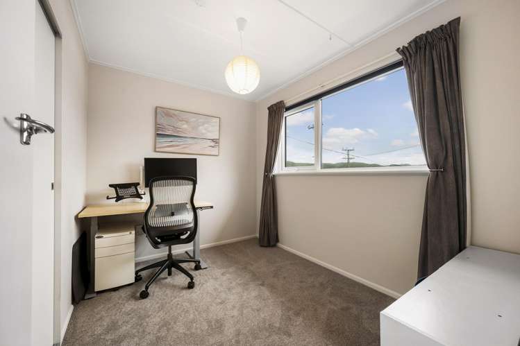 39 Mark Avenue Paparangi_10