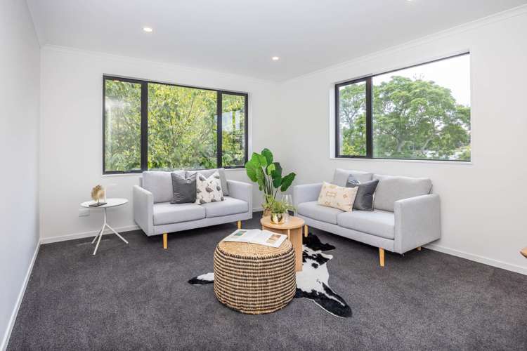 1/40A Exeter Street Glenview_13