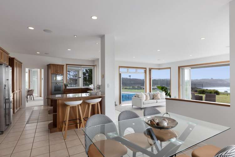 189 Vaughans Road Okura_13