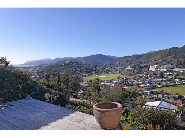 28 Jenner Road Toi Toi_1