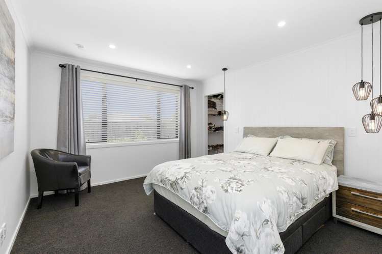 11 Poulson Grove Trentham_12