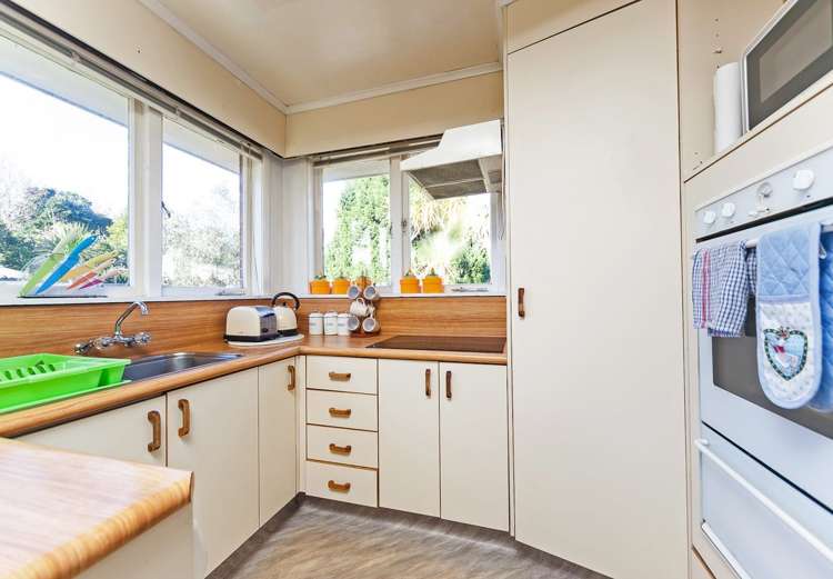 74 Nikau Street New Lynn_6