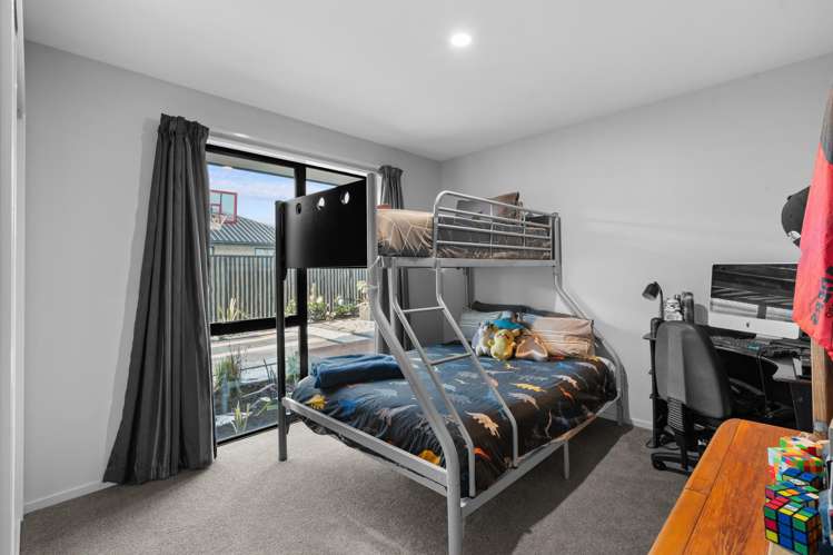 44 Candlesticks Crescent Lincoln_16