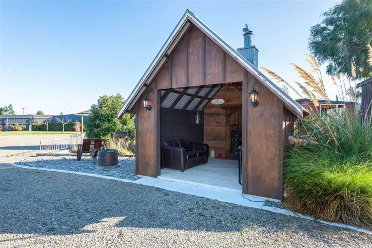 42 Mountvista Road Fernside_30