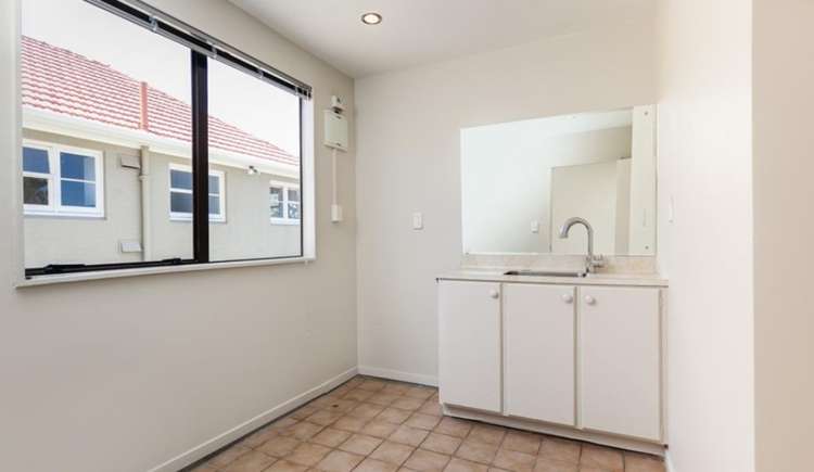 8 Renton Road Mount Albert_15