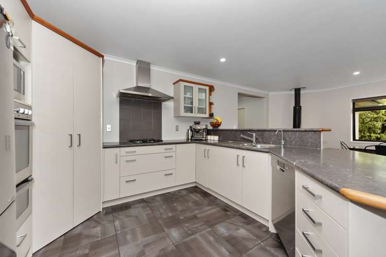 4 Parkwood Place Huntington_2