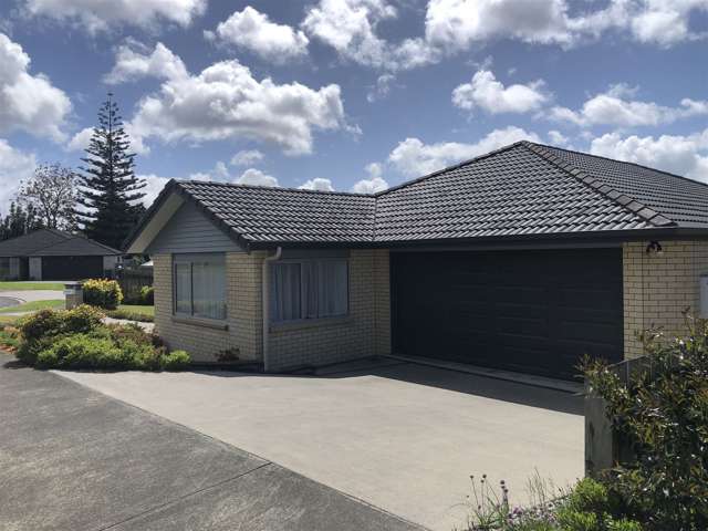 29 Michel Colombon Close Maunu_1