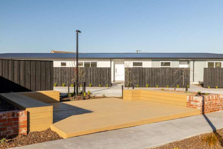 13/9c Cuffs Road Wainoni_13