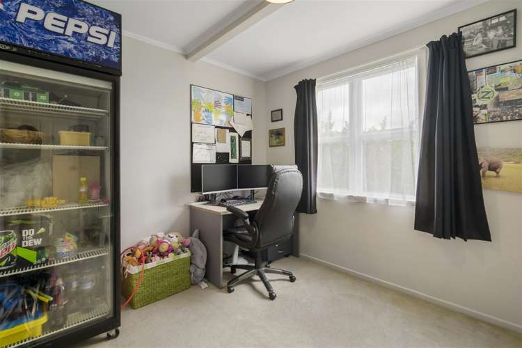 7 Evans Place Papakura_13