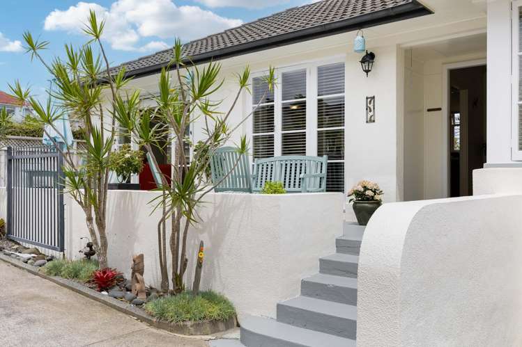 2/233b Hillsborough Road Mount Roskill_24