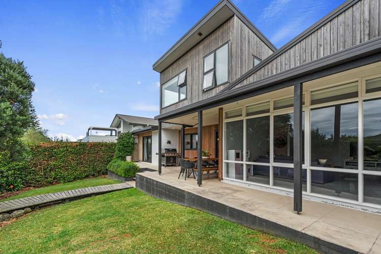 25 Mayfair Crescent Mairangi Bay_29