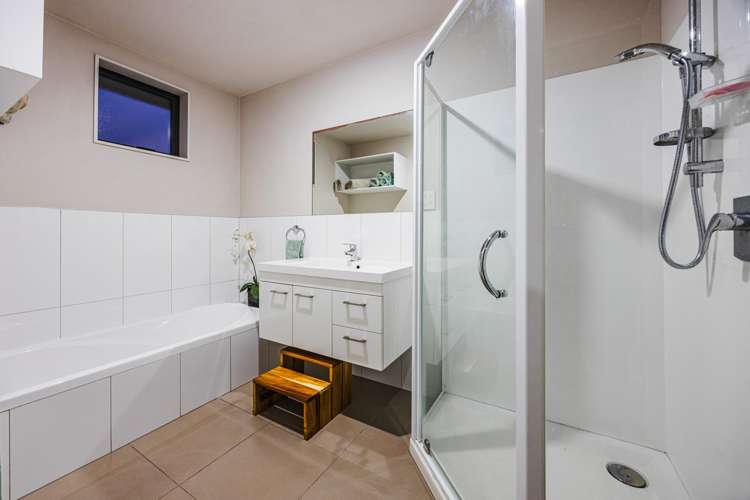 22 Erceg Way Rosehill_17