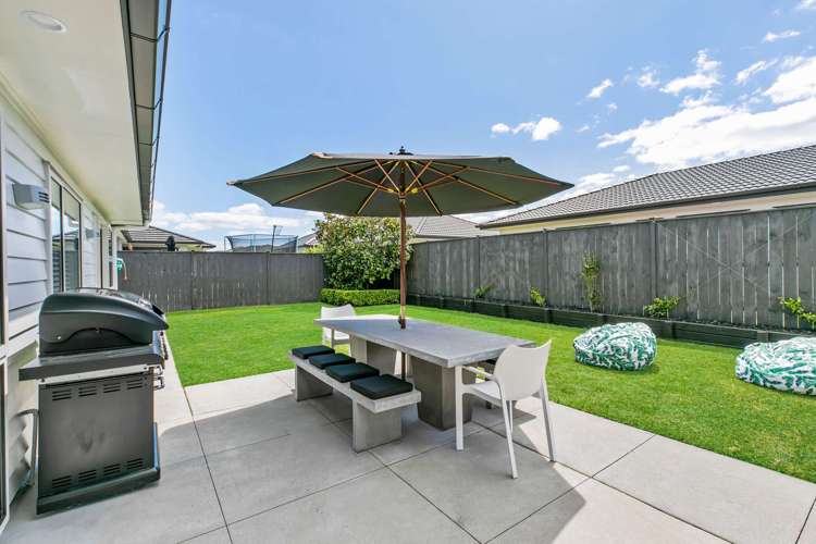 5 Wick Place Wattle Downs_15