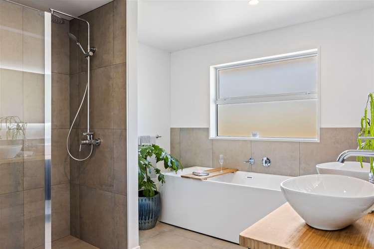 446 Broad Road Sefton_16