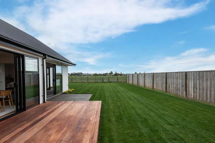 18 Plover Avenue Amberley_9