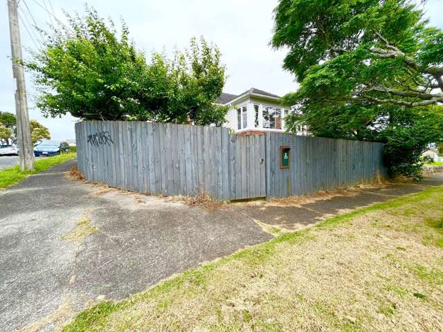 3 Bedroom in Central One Tree Hill