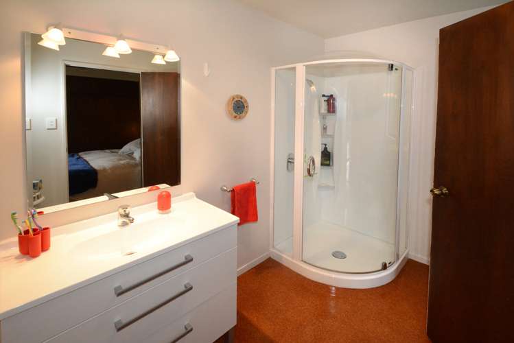 73 Easther Crescent Kew_8