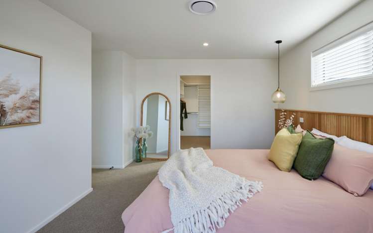 23 Barrett Road Whalers Gate_7