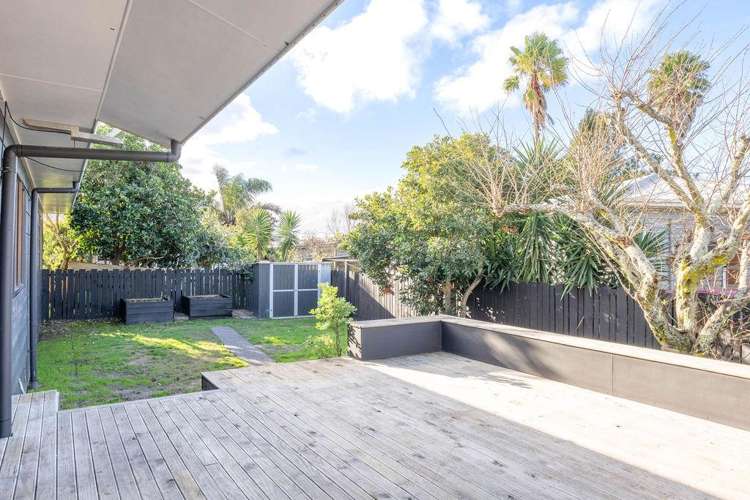 6A Lyn Grove Papamoa Beach_11