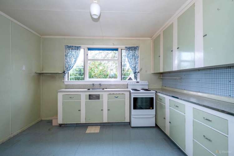 5 Regent Street Waimate_11