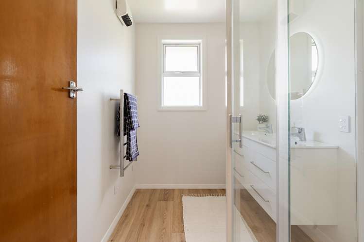 4 Shand Street Green Island_16