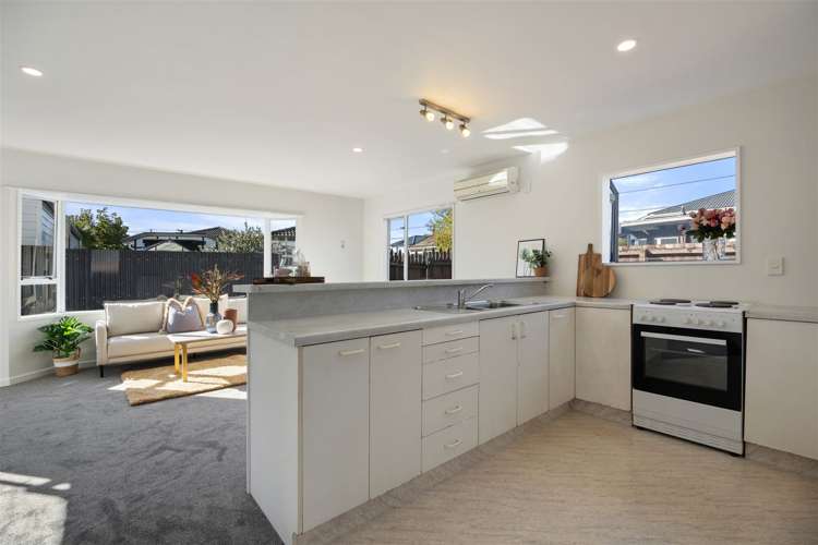 2/31 Barrie Street Addington_9