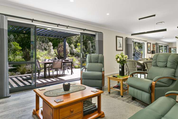 68 Parawera Drive Acacia Bay_10