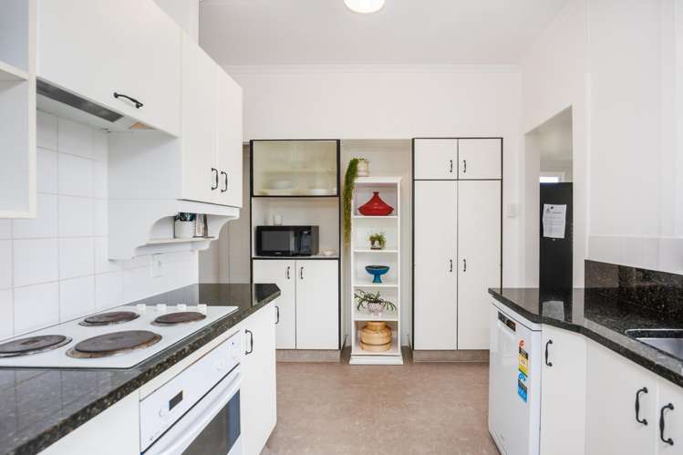 25 Argyle Avenue Takaro_9