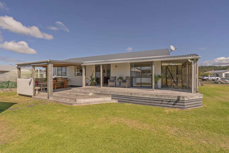 45 Charles Green Drive Cooks Beach_20