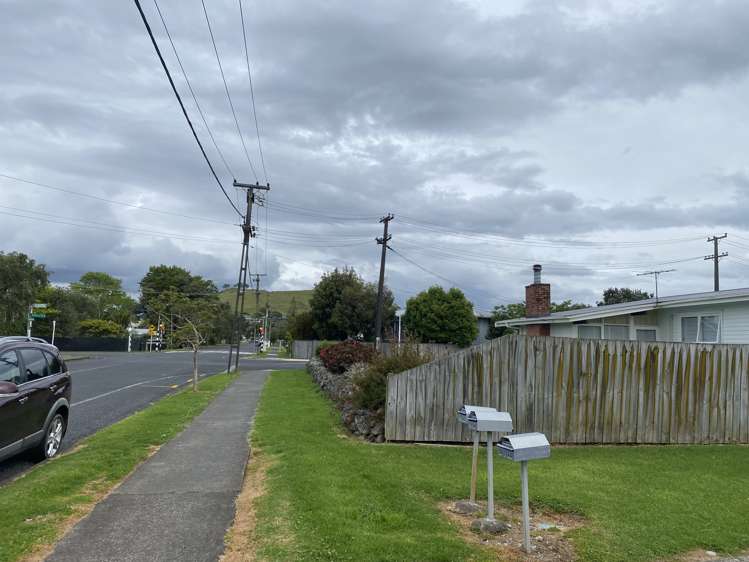 2/44 Muir Ave Mangere Bridge_9