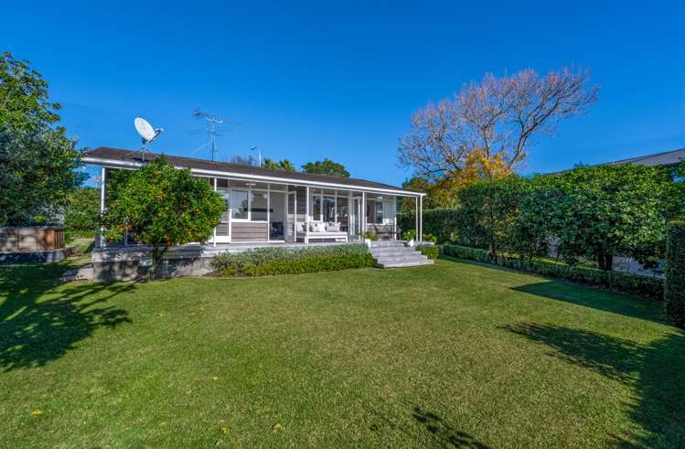 41 Seymour Road Mellons Bay_9