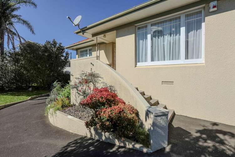 78 Landscape Road Mount Eden_15