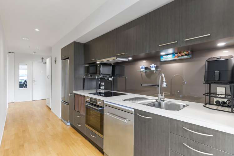 62/13 College Street Te Aro_5