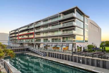 5/50B Cross Road (Apt 202 Nautilus)_1