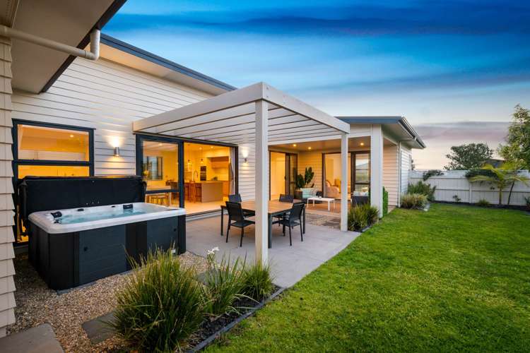 5 Karo Road Beachlands_22