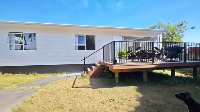 Modern, Pet Friendly Home in Glenfield