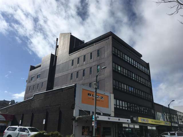 Part Floor with the 'BEST OF' views - Hutt Central