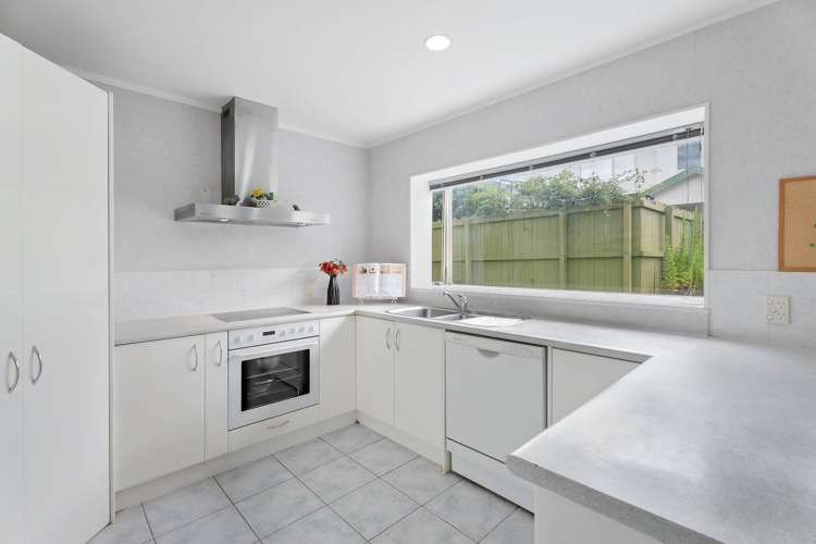 1/19 Ambleside Drive Northpark_19