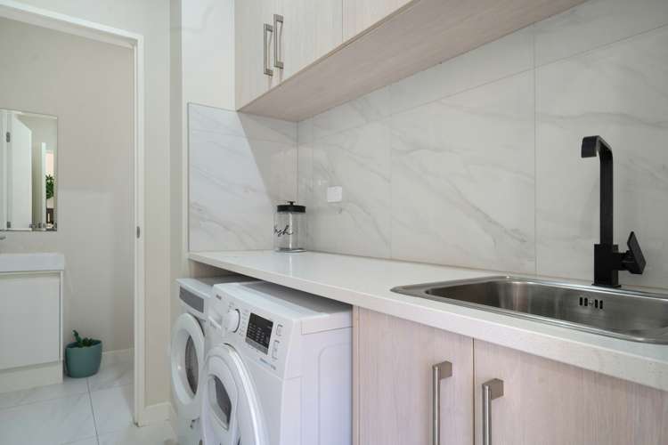 3 David Rogers Lane Swanson_15