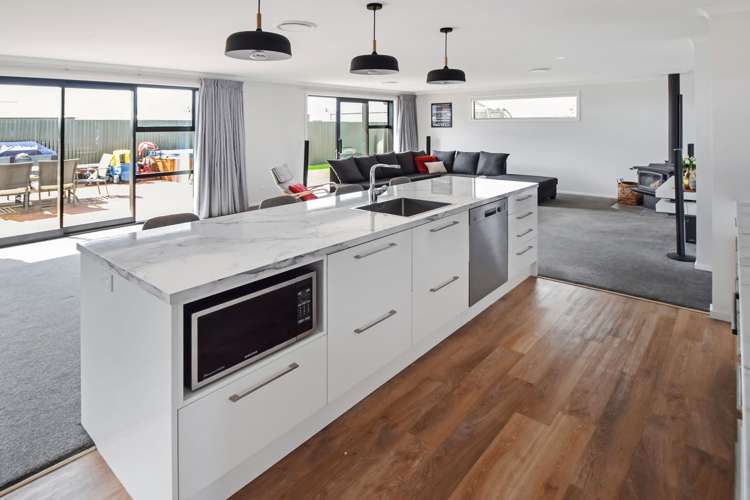 13 Unwin Place Twizel_6